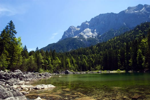 Zugspitze massif with Frillensee