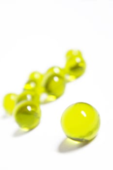 yellow bath pearls