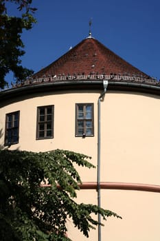 This tower used to be part of the city fortifications of Weimar,today it houses a student club.