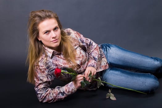 Miryam lying with rose