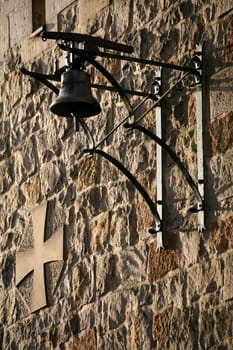 Bell at the war victims' memorial in Rinteln an der Weser (Lower Saxony)