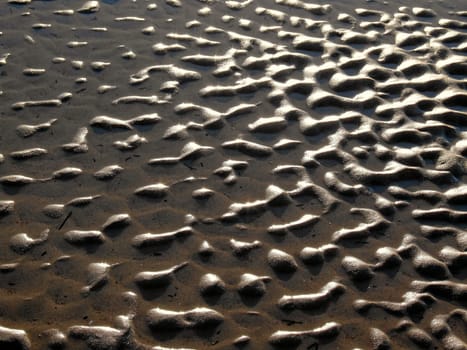 Structures in the sand 1