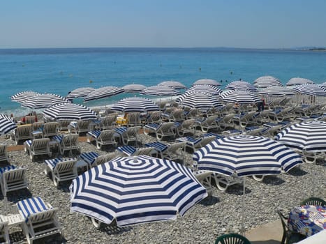 Nice loungers