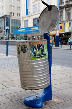Dustbin