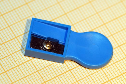 Mine sharpener