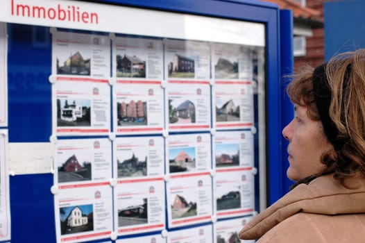 (property building) or (real estate) or immobilien