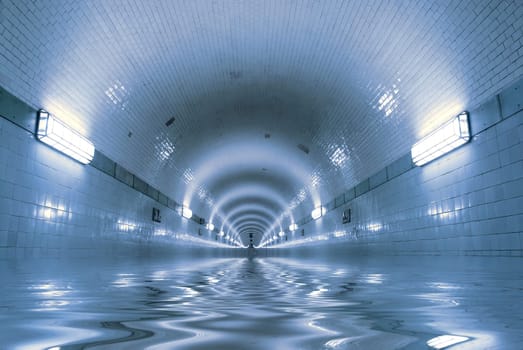Water in the tunnel