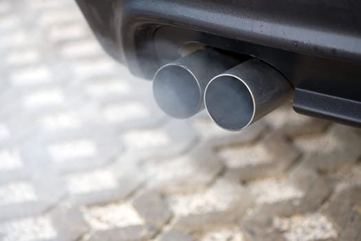 Dual exhaust