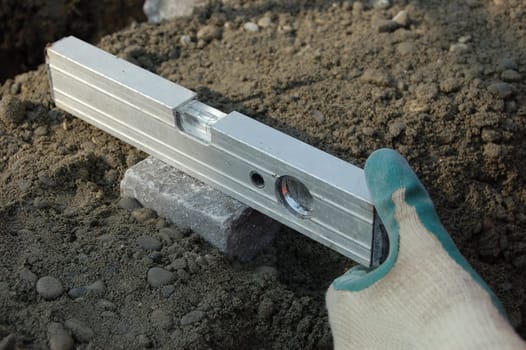 Spirit level control