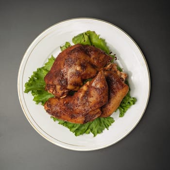 Grilled pork legs with lettuce