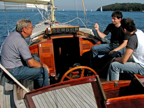 Men's cruise