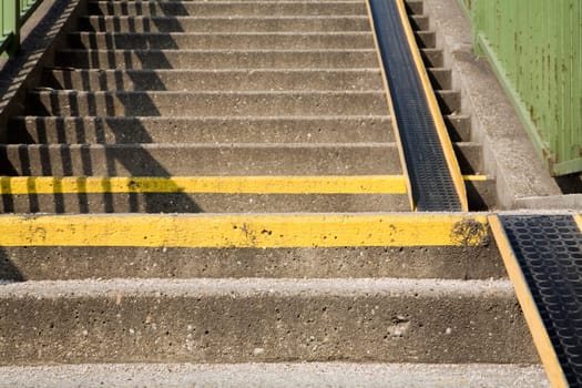 Stairs handicapped accessible?