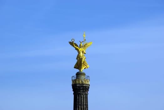 Detail *** The bronze sculpture created by Friedrich Drake depicts Victoria with a laurel wreath,an eagle-adorned helmet and a military emblem with an iron cross. Friedrich Drake designed it based on the model of his daughter Margarethe. Viktoria is the