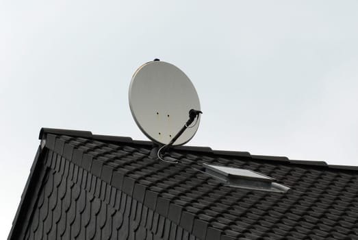 Satellite dish