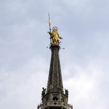 Statue of the Madonna - la Madonnina