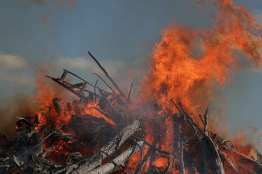 Easter Fire VIII