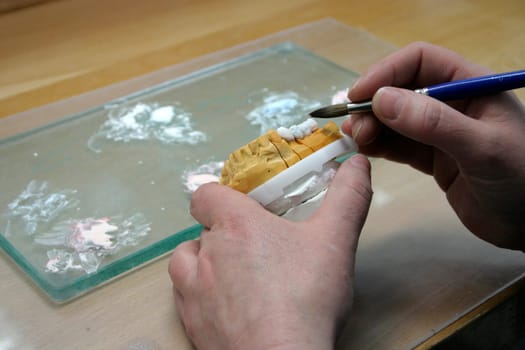 Painting a tooth model
