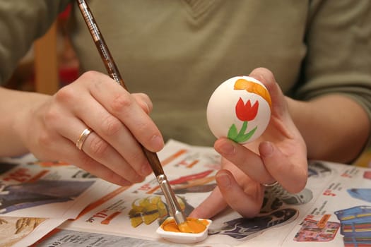 Painting Easter Eggs 01
