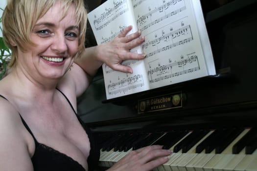 Woman at the piano