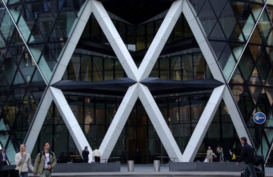 Portal Swiss Re - 30 St Mary Axe