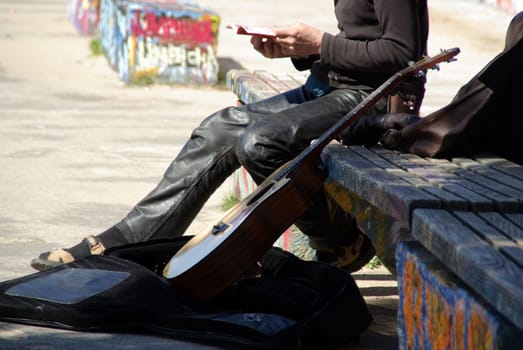 Musicians at Mauerpark in Berlin