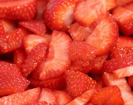 ... I got my first German strawberries at the market today... a pleasure,I can only tell you... so a warm greeting to everyone into the weekend! Bea