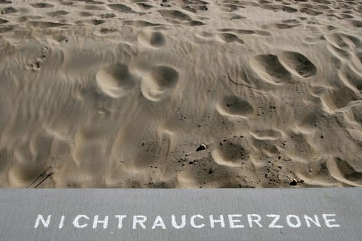 Non-smoking area on the beach of Föhr,no joke if this is controlled????