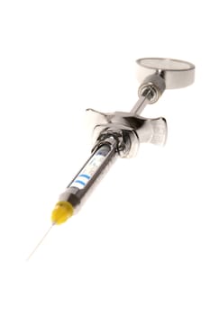 Aspiration syringe with cannula and cartridge