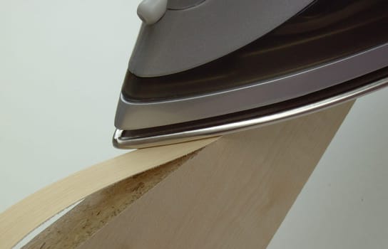 Ironing veneer 01