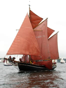 Oldtimer in red