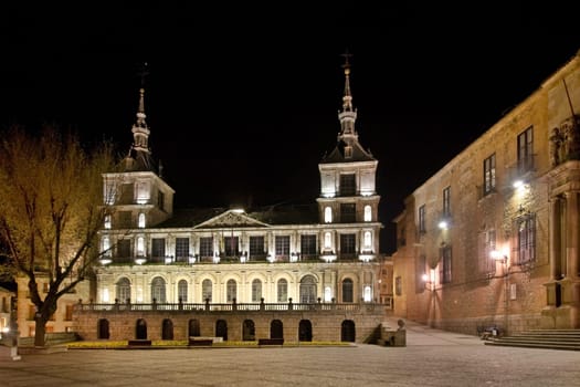 Toledo City Hall at night