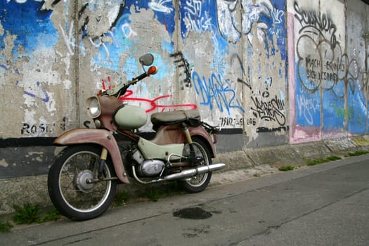 Impressions of the Wall 4