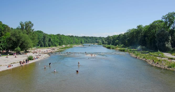 Swimming in the Isar I