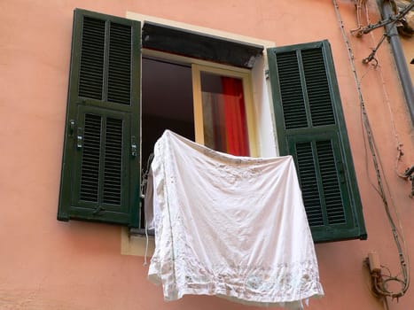 Bedclothes