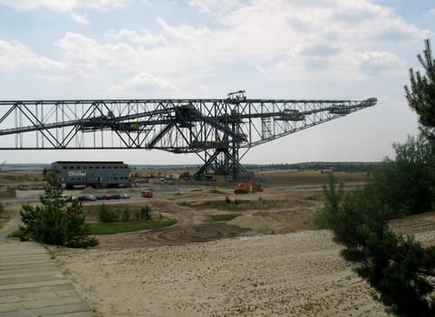 The F60 is the largest moving machine in the world. This has the following dimensions: length 502 meters,width 240 meters,height up to 80 meters! F60 is the name for the conveyor bridge. Since 2002,this industrial monument has been open to visitors!