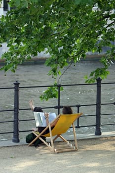 Chill out on the Spree