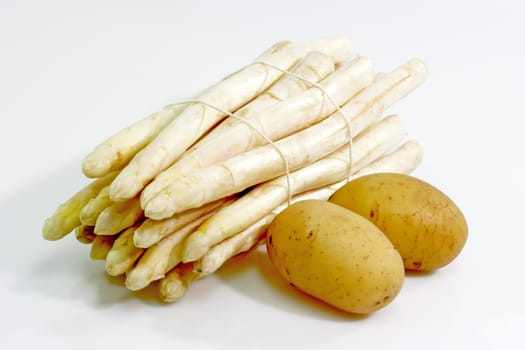 Potatoes with asparagus