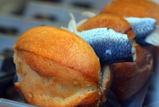 Matjesbrötchen