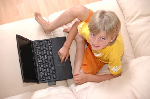 Child on the PC