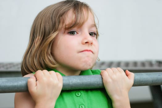 Child does pull-ups