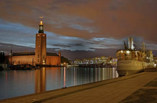 The town hall was one of Sweden's largest construction projects in the 20th century. It was completed in 1923 and is a landmark of Stockholm. Ragnar Östberg (1866-1945),one of Sweden's leading architects,designed the building in the National Romantic style