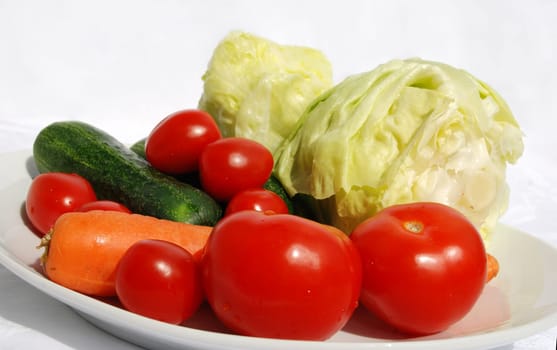 Mixed - Vegetable-Tomato-Cabbage-Carrot