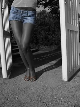 legs left and right