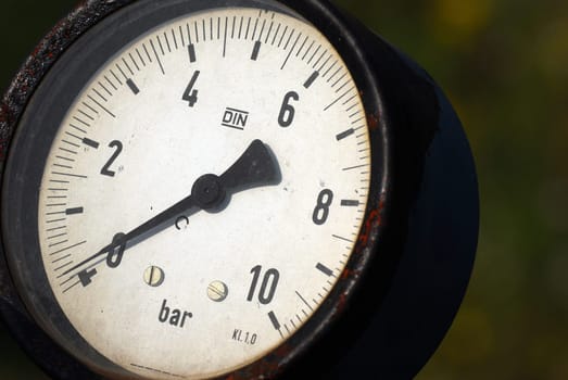 Pressure gauge