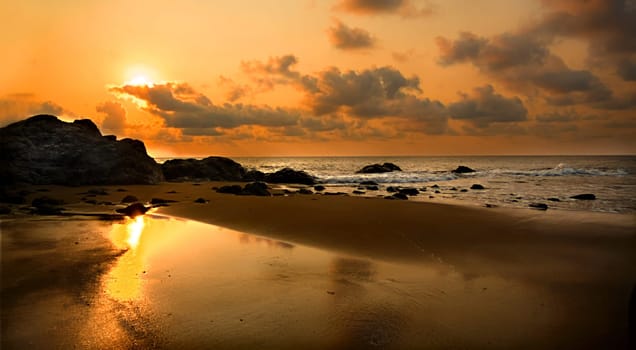 ... This is not a sunset as Magritte would say.... therefore by no means an undesirable picture...