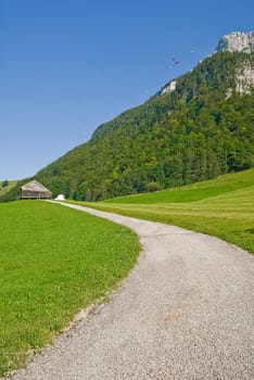 Path to the alpine huts
