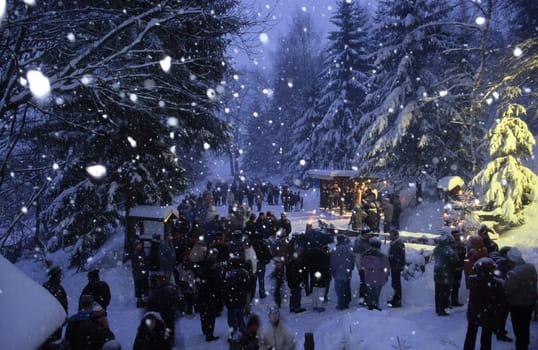 Every year,on the last working day before Christmas,we celebrate the Metten shift in Sosa (the so-called Christmas Land). An ancient custom that dates back to the time of mining (beginning around 1400 to about 1800). One of the most famous places is