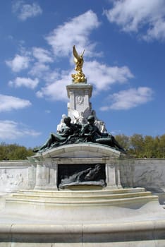 Landmark - Monument - Buckingham Palace Place