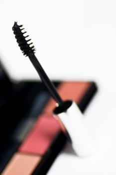 Eye shadow