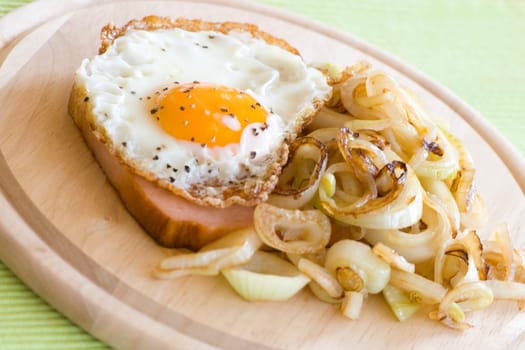 Meat loaf with roasted squirrels and fried egg